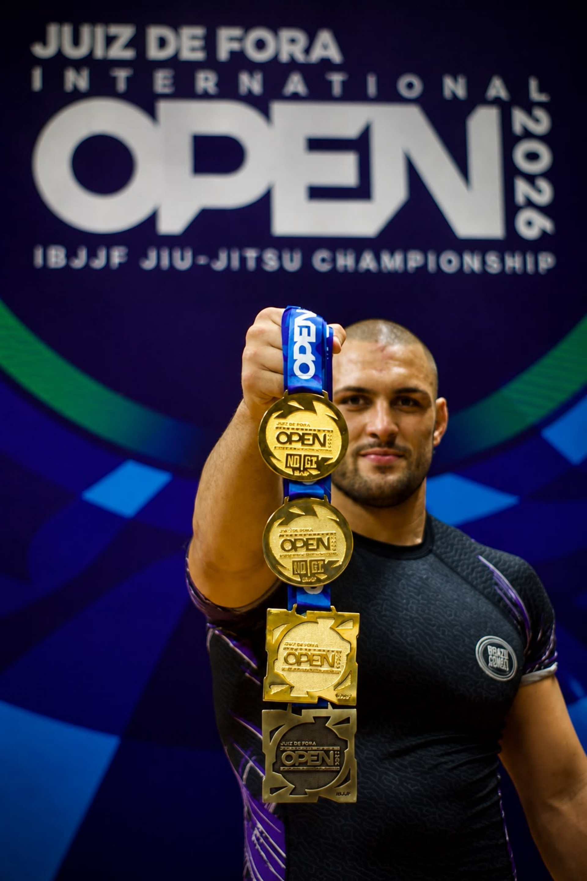 João Pedro Freitas conquistou três títulos e um terceiro lugar no Open de Jiu-Jitsu de Juiz de Fora