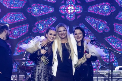 Klara Castanho surge como Maiara em filme sobre Marília Mendonça