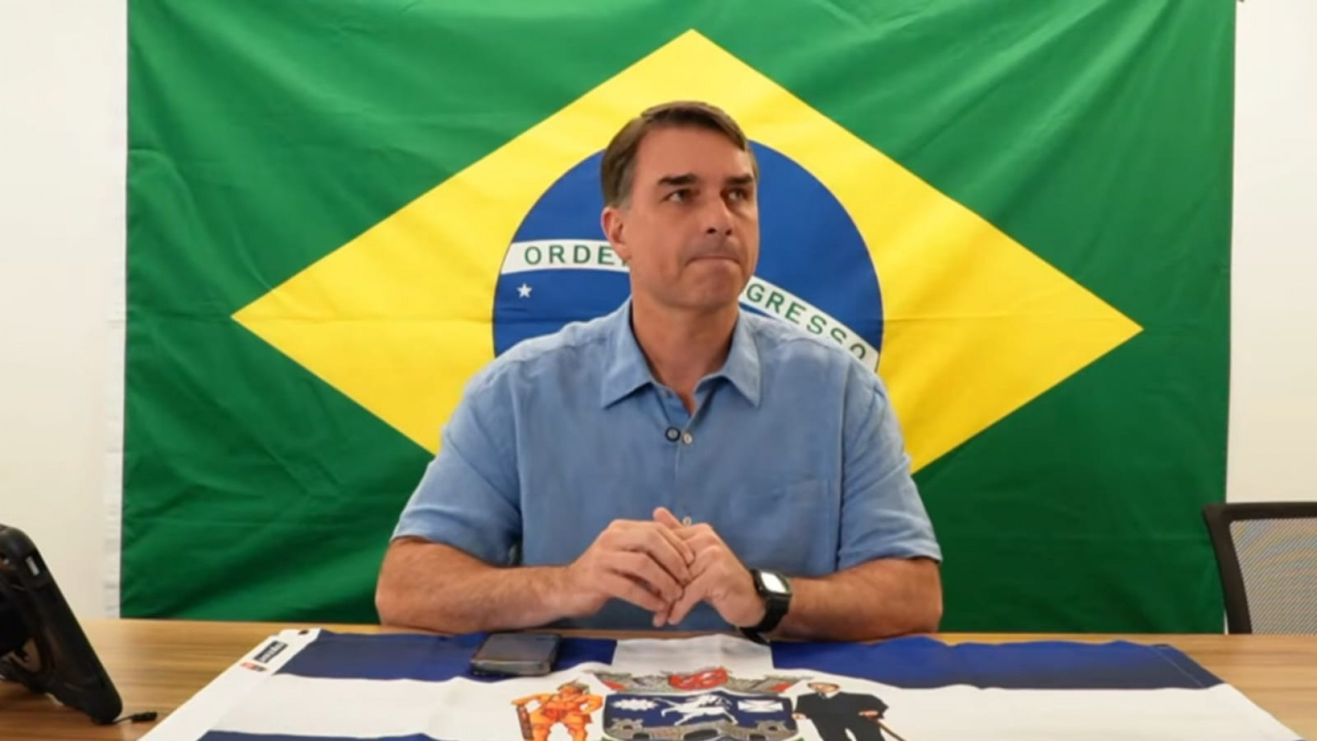 Flávio lamenta críticas da centro-direita: esperava que atacasse Lula - QTU Questões do Universo