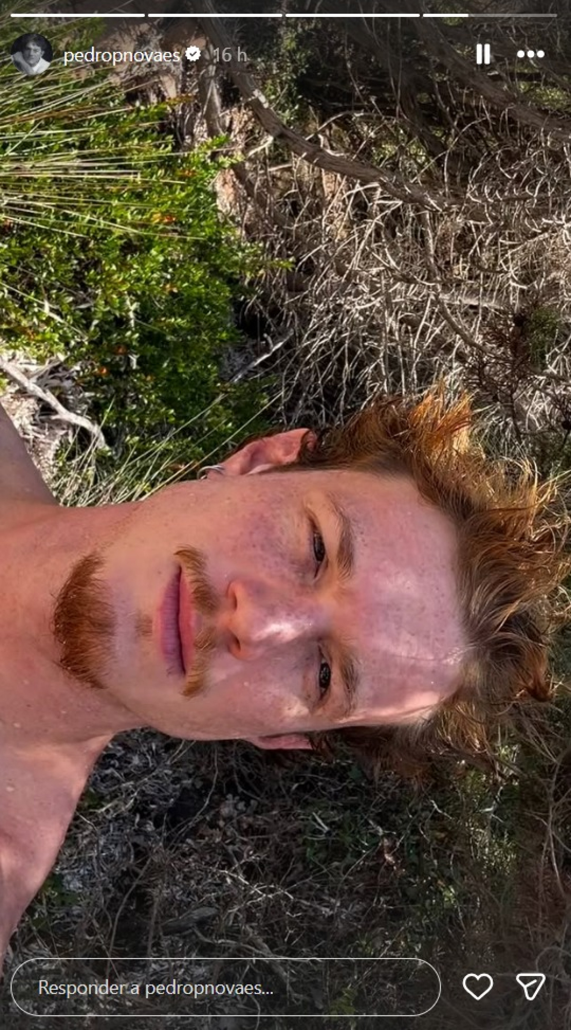 Pedro Novaes aproveitou dia de praia na Itália ao lado da namorada, a jornalista Eduarda Vilar - Reprodução / Instagram