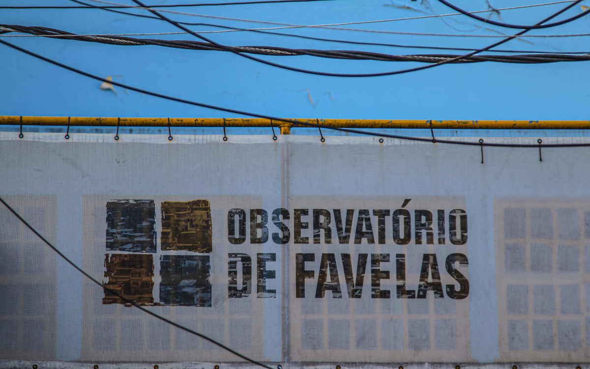 Observatório de Favelas celebra 25 anos de atuação com encontro que reúne pessoas, culturas e territórios