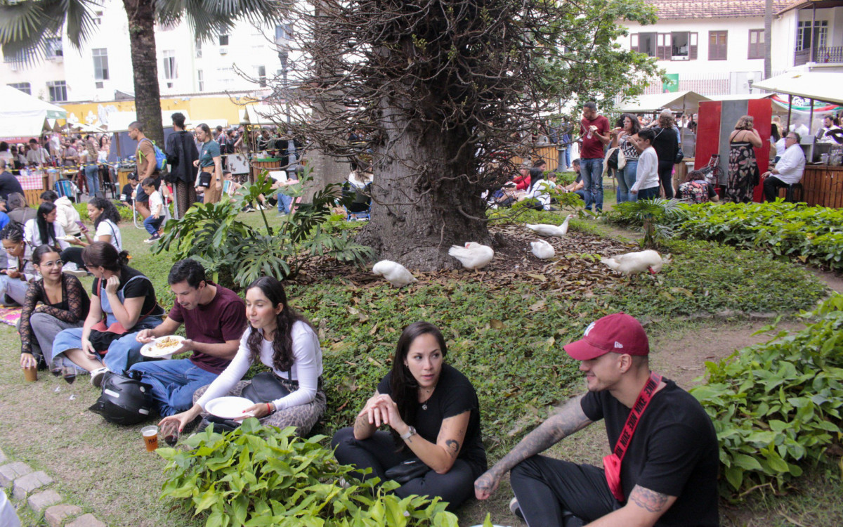 Feira Itália Nostra, realizada no Museu da República, no Catete, neste sábado (22). - Carlos Elias Junior/Agência O Dia