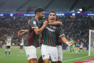 Denilson questiona melhora pós-Zubeldía no Fluminense: 'Não é normal'