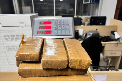 Homem é preso com 30 kg de maconha na BR-101, em Casimiro de Abreu