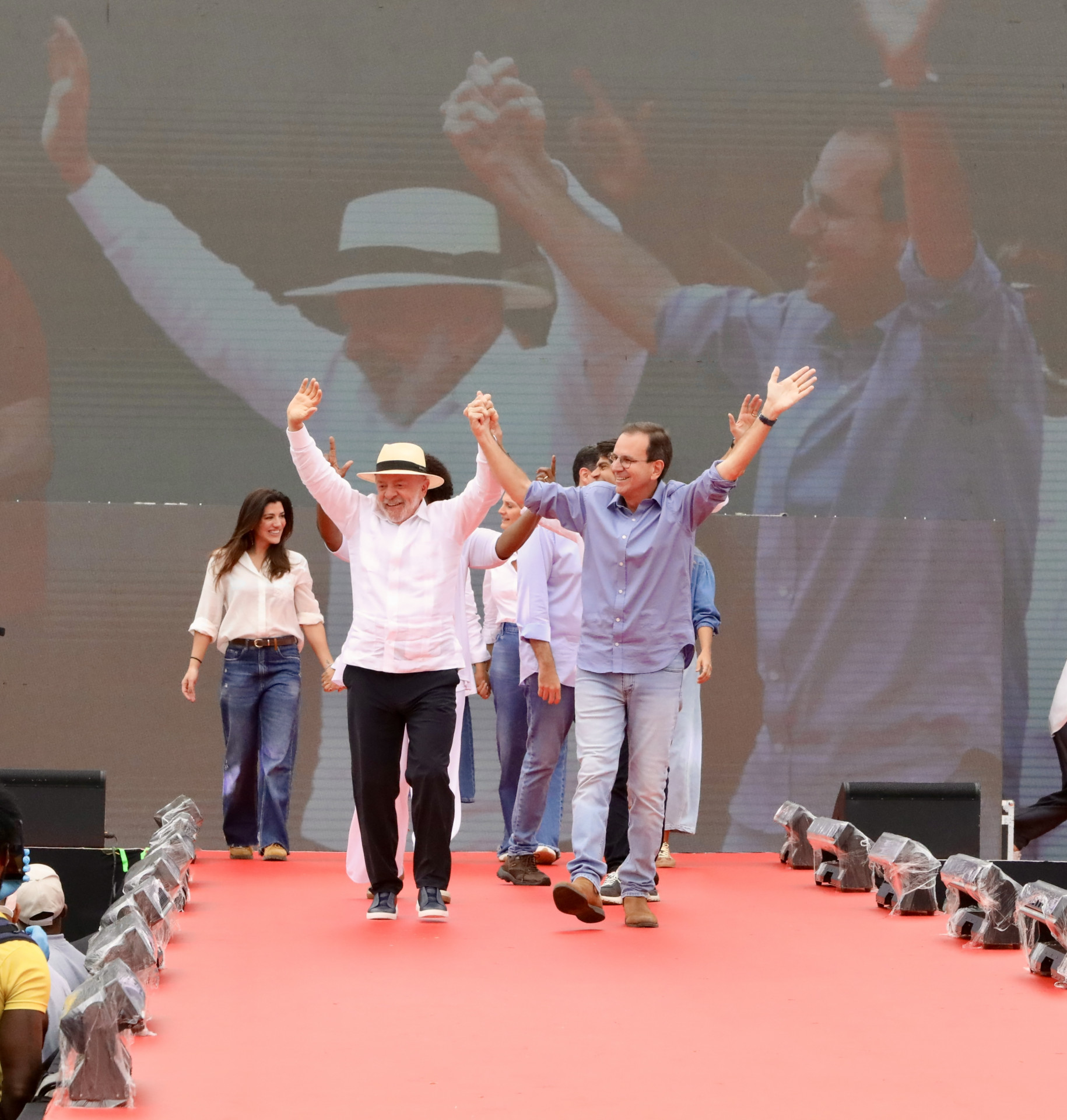 Eduardo Paes participa de ato ao lado do presidente e candidato à reeleição, Luiz Inácio Lula da Silva
