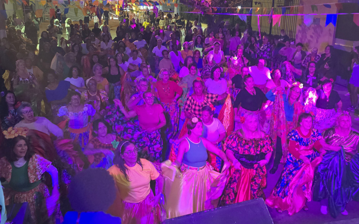Festa Agostina reuniu integrantes do programa Macaé Cidade da Melhor Idade em uma noite de música, dança, cultura e confraternização