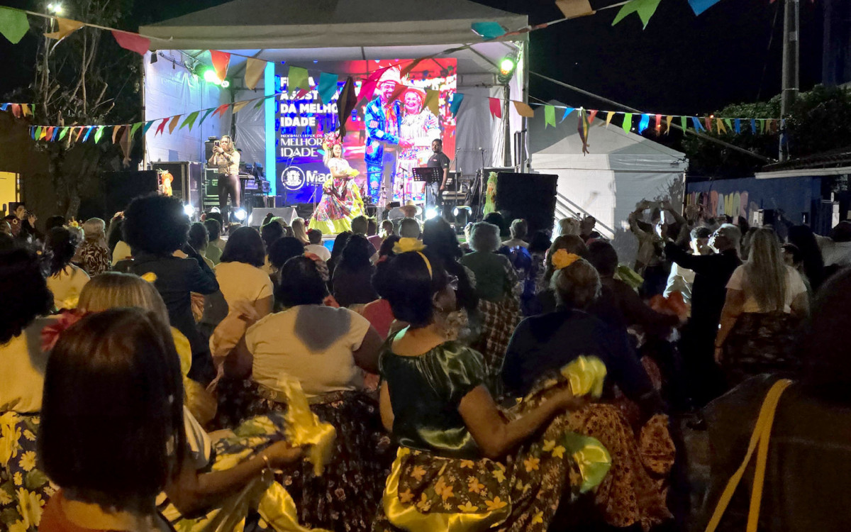 Festa Agostina reuniu integrantes do programa Macaé Cidade da Melhor Idade em uma noite de música, dança, cultura e confraternização