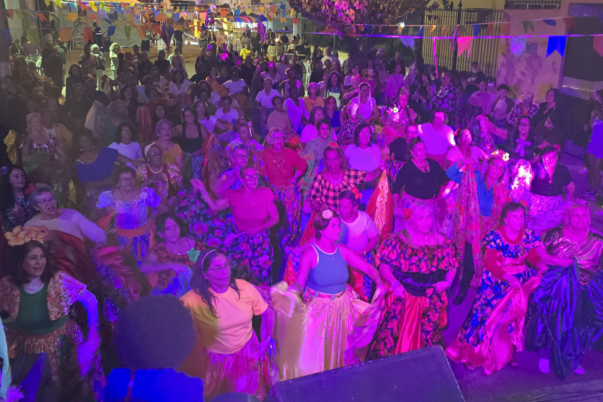 Festa Agostina reuniu integrantes do programa Maca&eacute; Cidade da Melhor Idade em uma noite de m&uacute;sica, dan&ccedil;a, cultura e confraterniza&ccedil;&atilde;o - Foto: Divulga&ccedil;&atilde;o