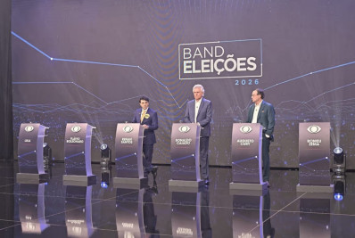 Ausências de Lula e Flávio dominam debate da Band