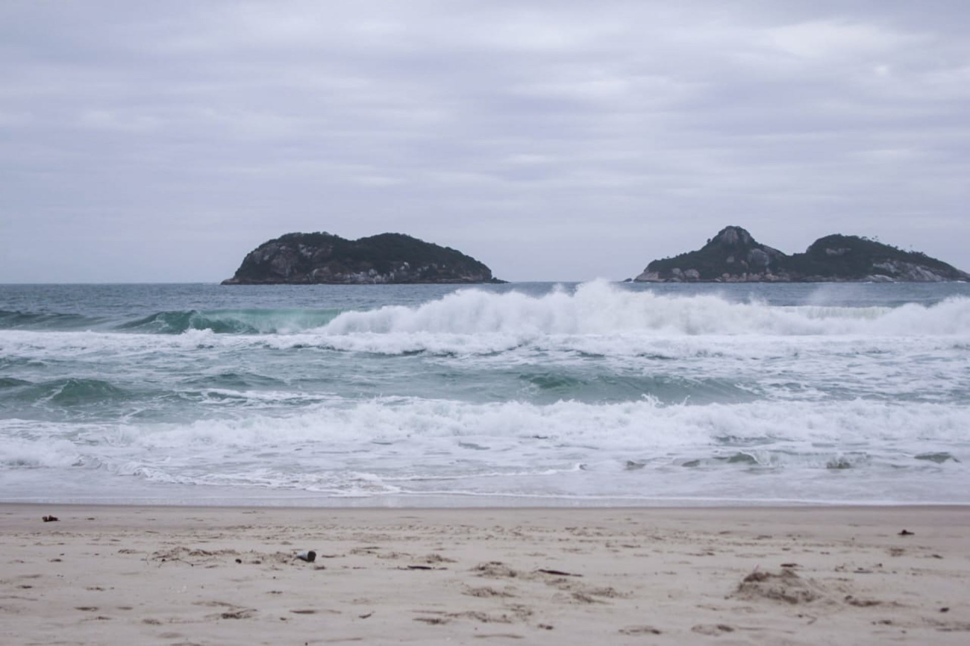 Não deu praia! Tempo continua instável durante a semana, no Rio - Carlos Elias Junior/ Agência O Dia