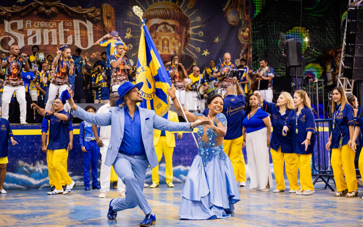 Unidos da Tijuca apresenta o enredo \'A Cabeça do Santo\' no Carnaval de 2027