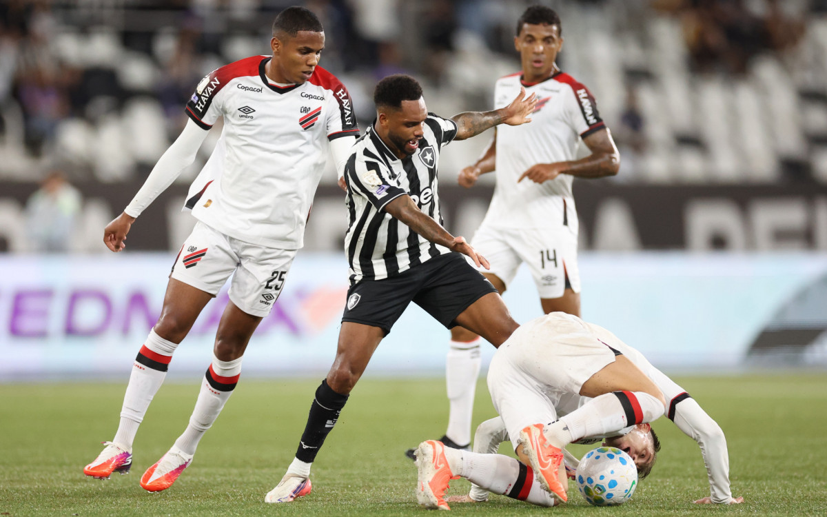Pereira.  BOTAFOGO x Athletico PR pelo Campeonato Brasileiro no Estadio Nilton Santos, 24 de Agosto de 2026, Rio de Janeiro, RJ, Brasil. 
