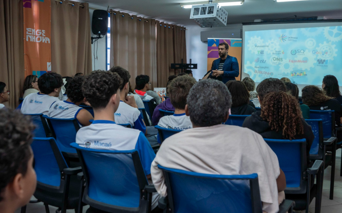 Estudantes da Escola Municipal Paulo Freire terão acesso a oficinas gratuitas de arte, ciência, tecnologia e robótica
