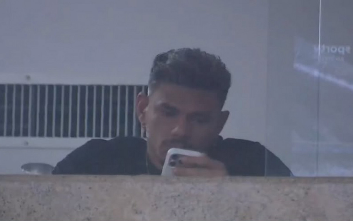 Tiquinho Soares no Estádio Nilton Santos