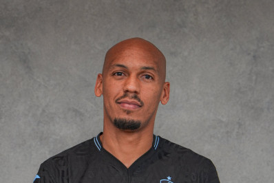 Fabinho frustra clubes brasileiros e reeditará parceria com Salah