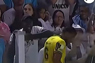 Jogador se manifesta após ser alvo de cuspe de torcedor: 'Lamentável'