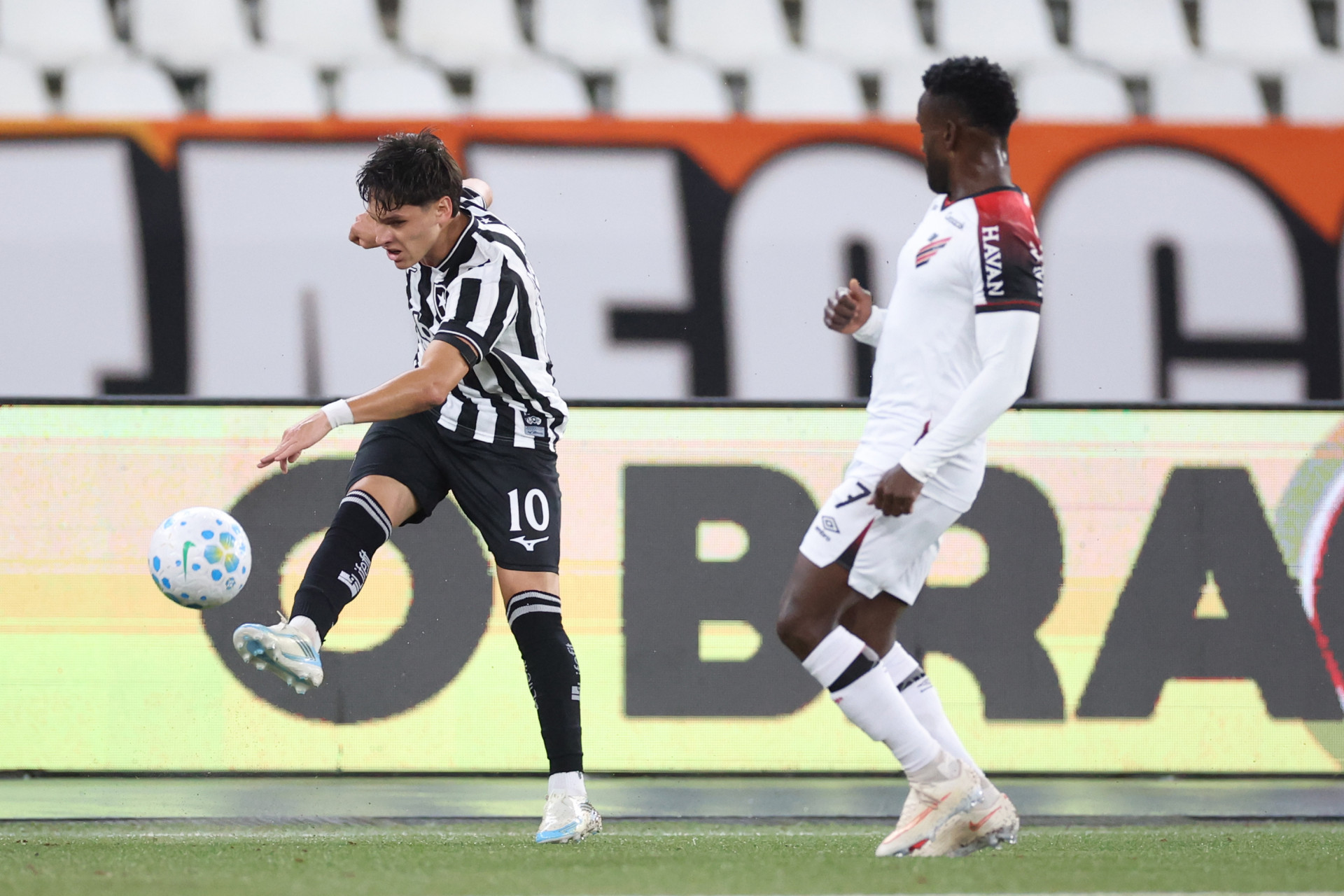 Montoro.  BOTAFOGO x Athletico PR pelo Campeonato Brasileiro no Estadio Nilton Santos, 24 de Agosto de 2026, Rio de Janeiro, RJ, Brasil.  - Vítor Silva/Botafogo