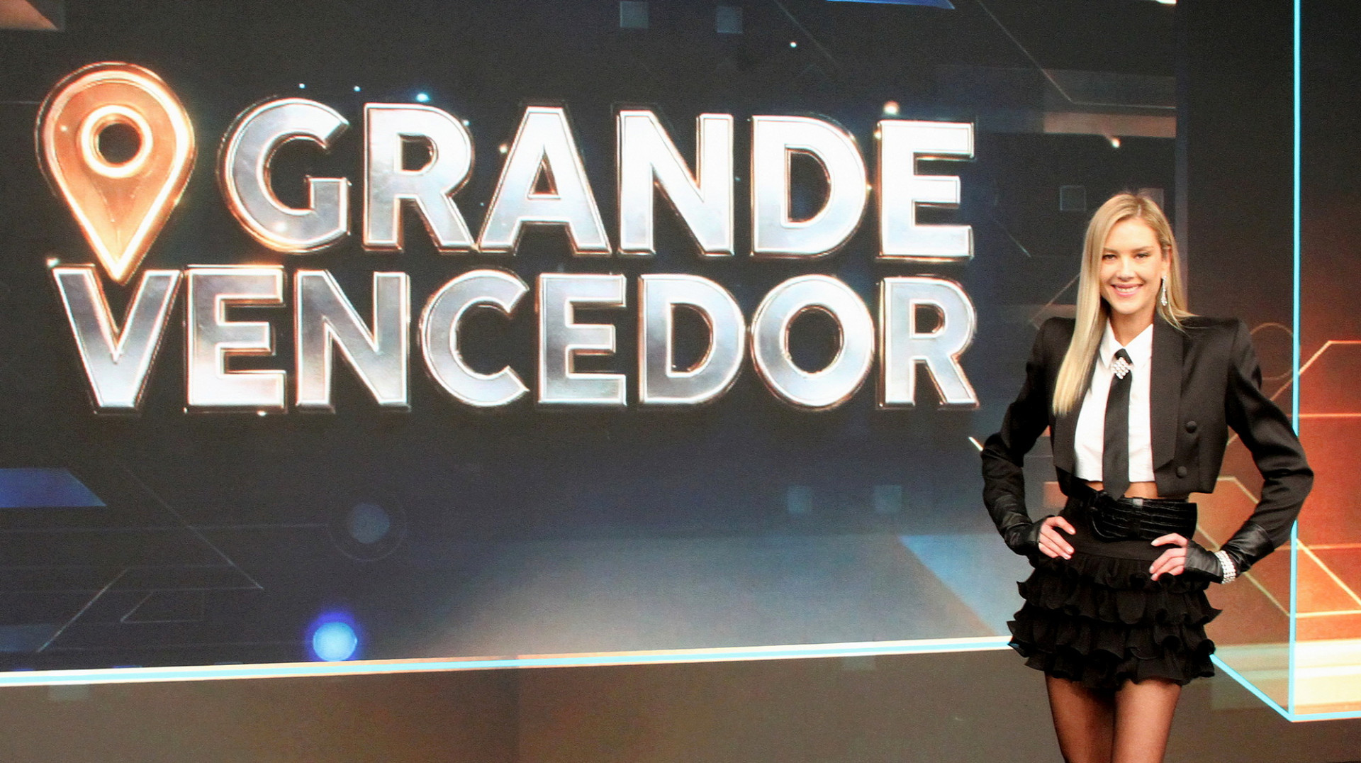 Gianne Albertoni comanda o game show 'O Grande Vencedor', da RedeTV! - Divulgação / RedeTV!