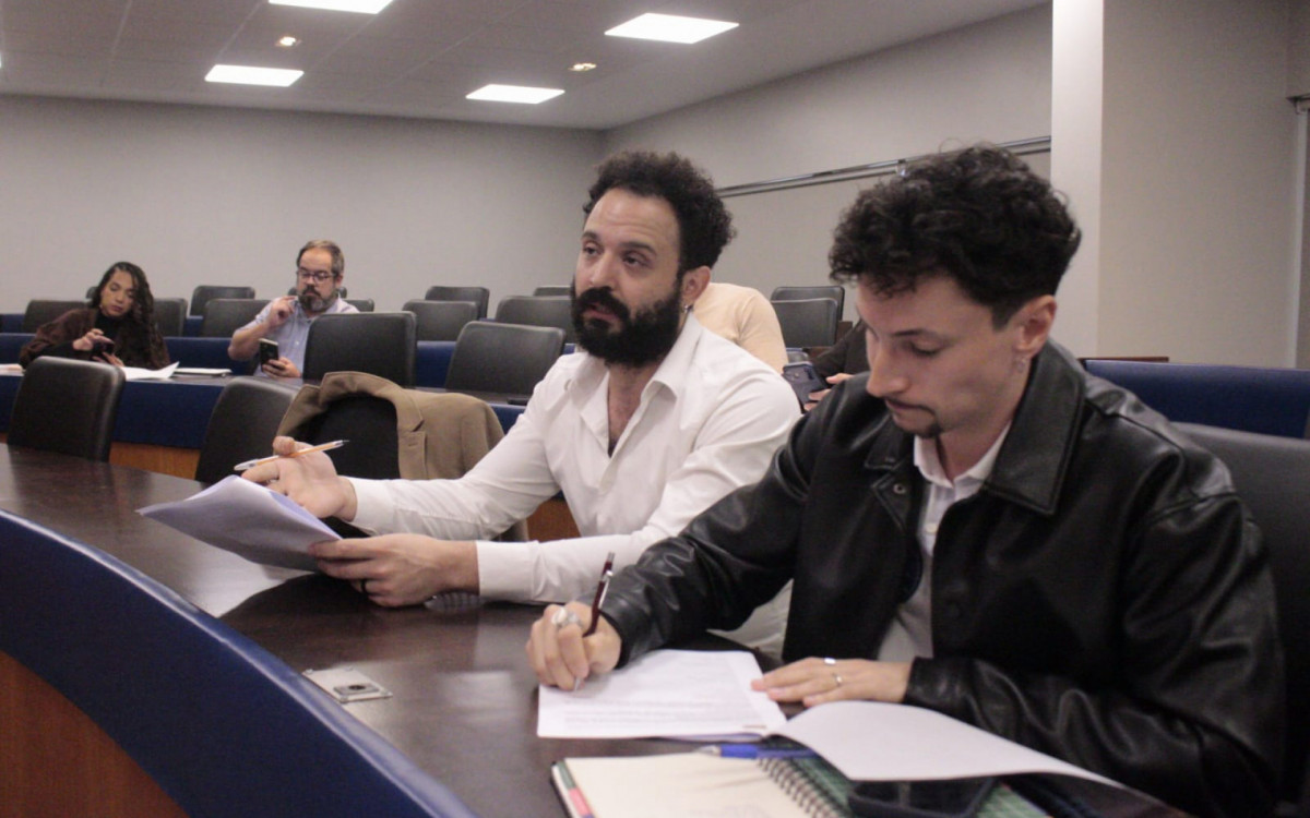 Samuel Costa e Luciano Victorino. Assessores da candidata ao senado, Mônica Benício pelo PSOL - Carlos Elias Junior/ Agência O Dia