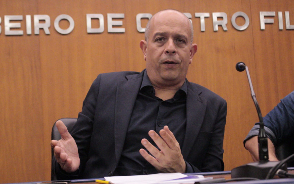 Na foto, o diretor de jornalismo do Jornal O Dia, Eduardo Caruso - Carlos Elias Junior/ Agência O Dia
