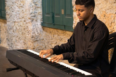 Isaque Alves leva In Concert ao Theatro Municipal de Niterói