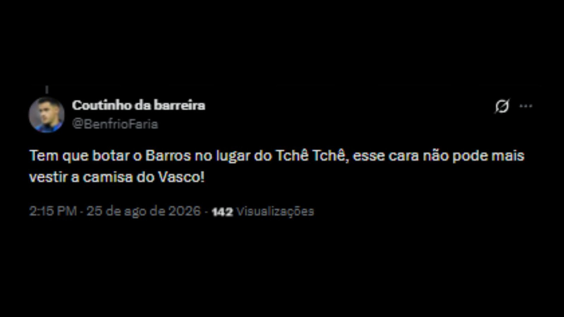 Torcedores vascaínos criticando a titularidade constante de Tchê Tchê - Reprodução/X @BenfrioFaria