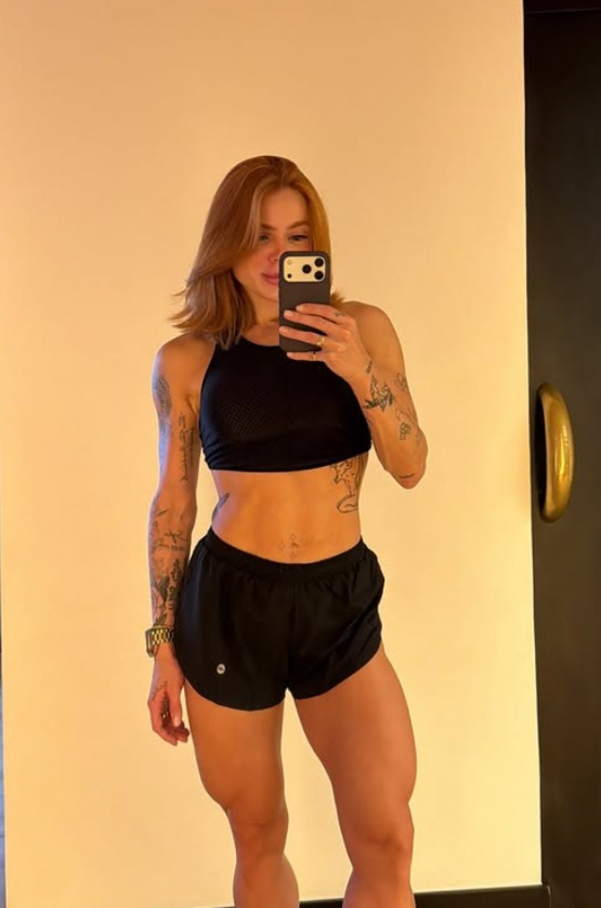 Thaís Vasconcellos relembrou processo de emagrecimento que dura 7 anos - Reprodução / Instagram