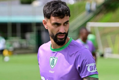 Ex-Botafogo desabafa depois de sofrer grave lesão