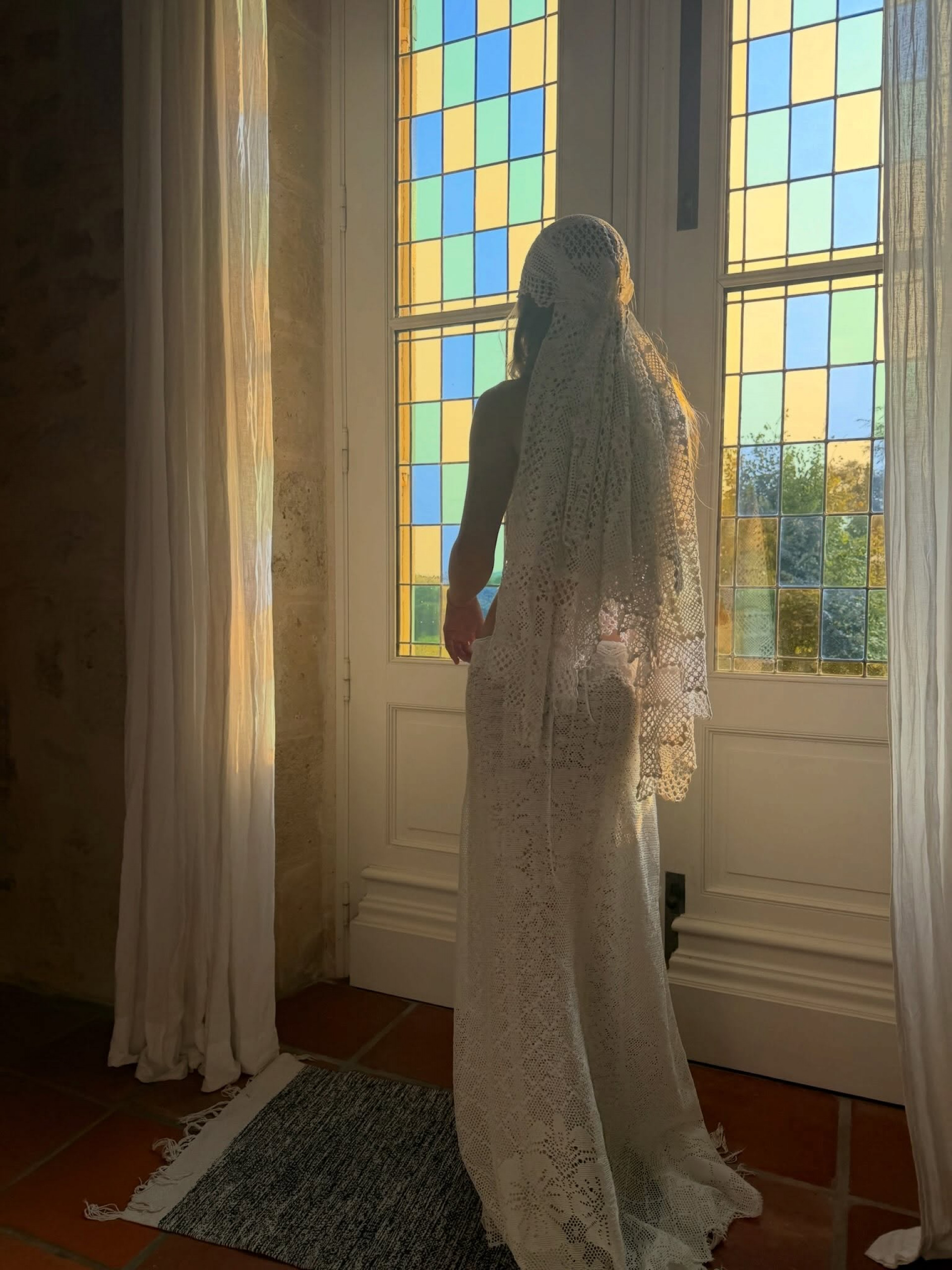 Giulia Be mostra detalhes do vestido para casamento com Conor Kennedy - Reprodução Instagram
