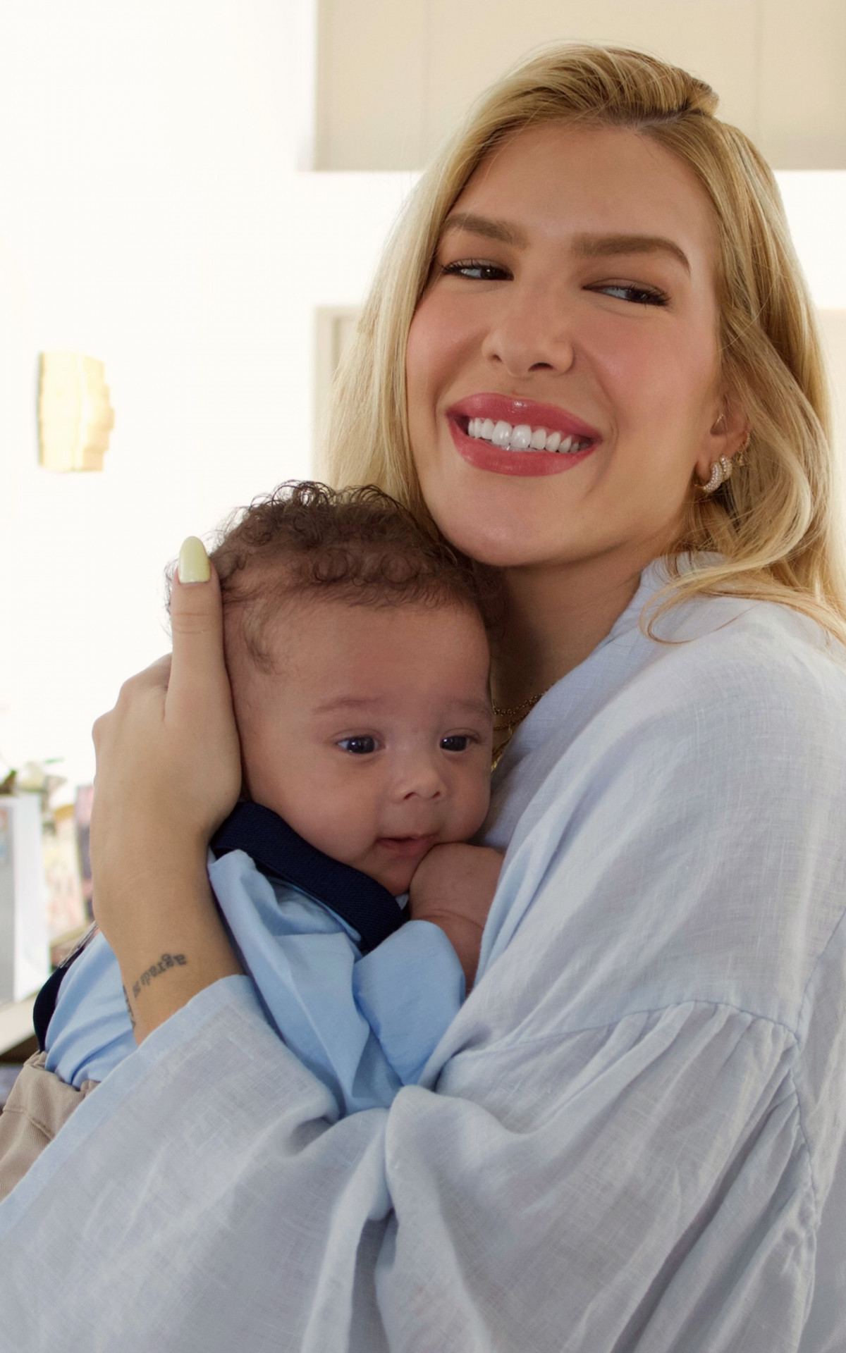 Levi, filho de Lore Improta e Léo Santana, completa 3 meses