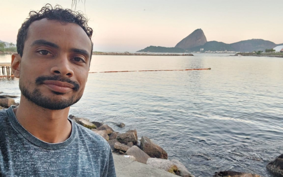 O motorista Raphael Souza, de 34 anos, acredita que as condições de trabalho atuais são um dos fatores que desestimulam motoristas a comprar novos veículos