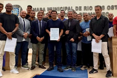 Câmara de Rio das Ostras homenageia nomes que fortalecem o esporte
