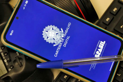 Taxa de desemprego cai para 5,3% em julho, afirma IBGE