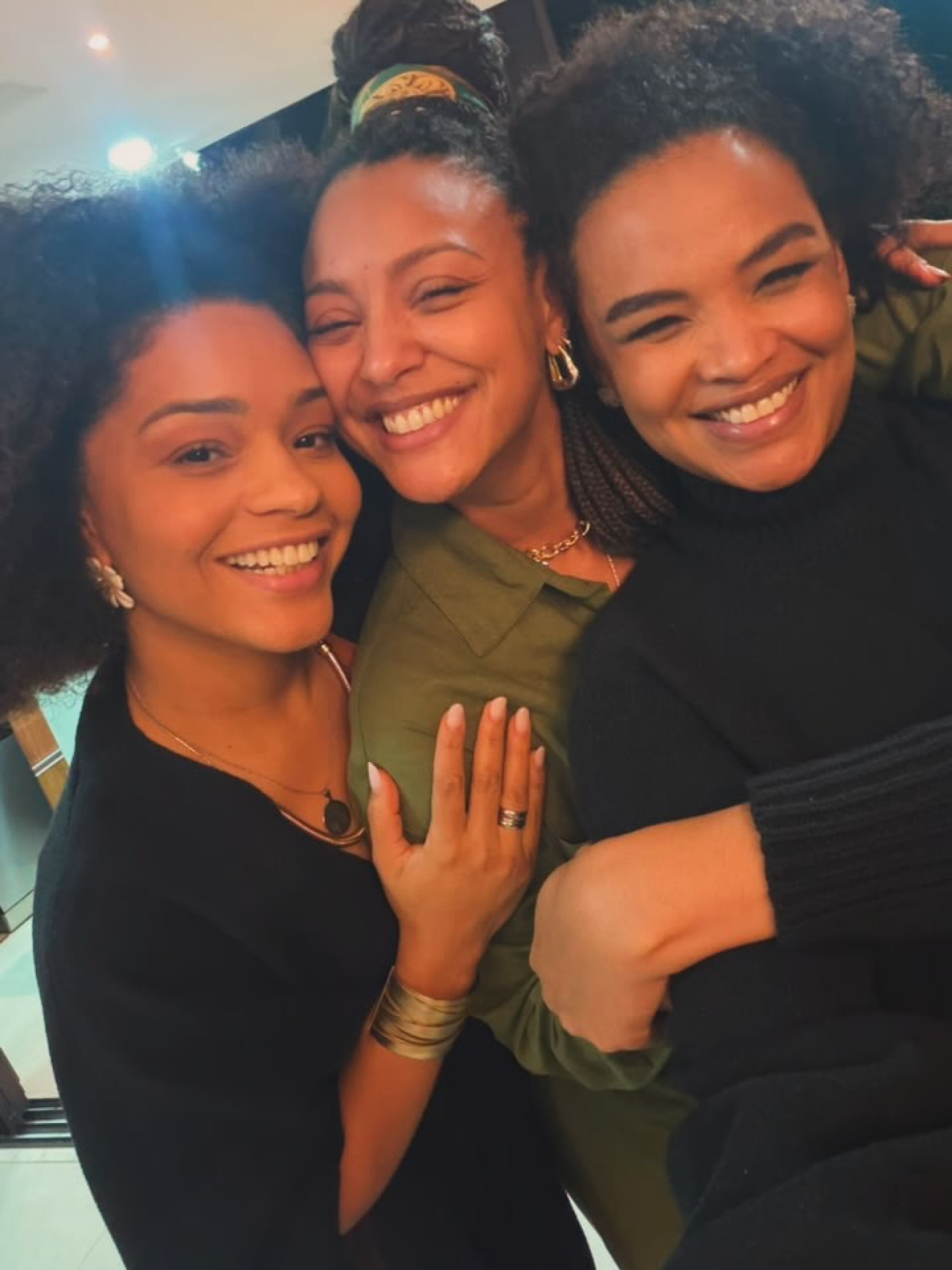 Juliana Alves compartilhou foto de encontro com Sheron Menezzes e Lucy Ramos - Reprodução/Instagram