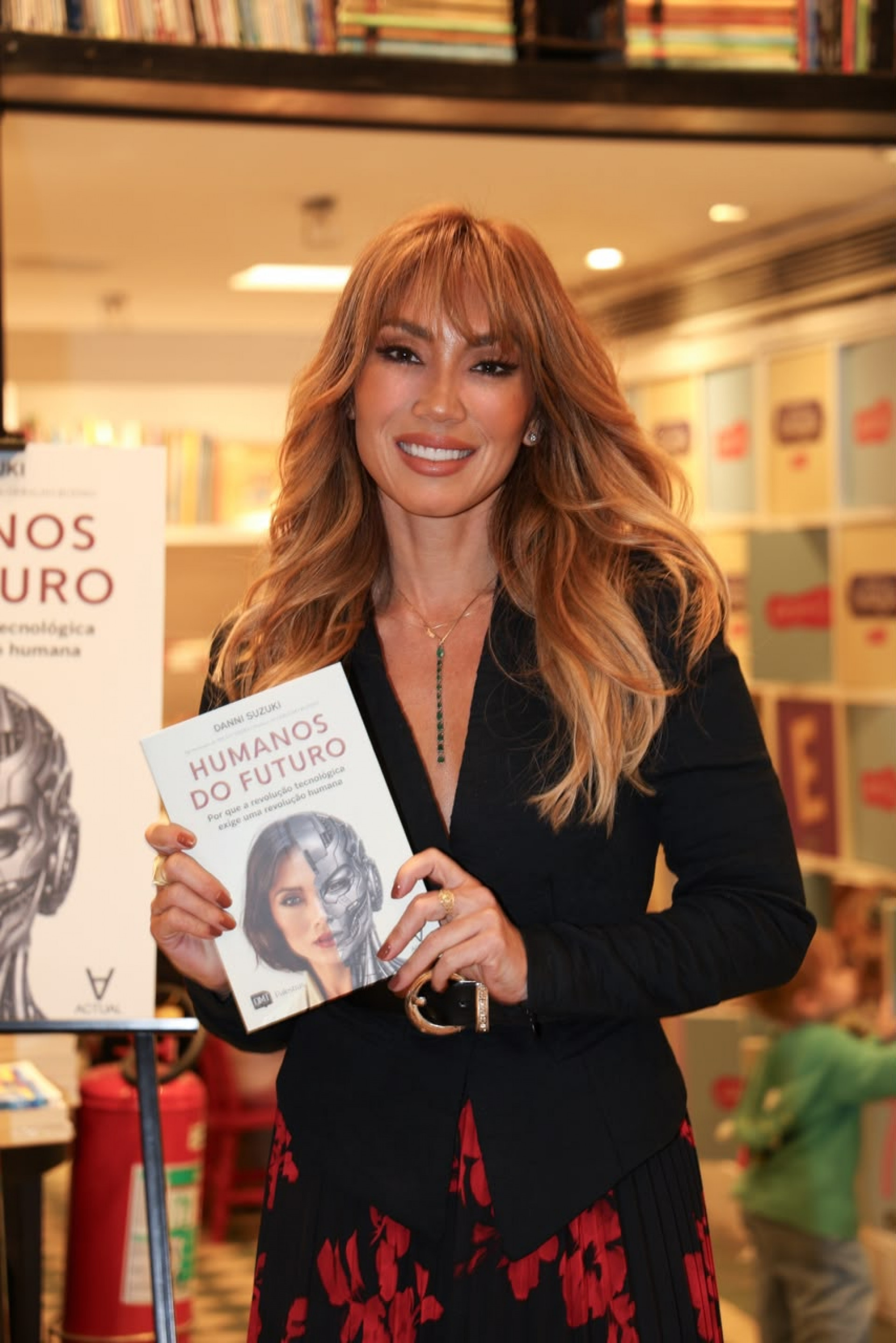 Danni Suzuki estreia como escritora com 'Humanos do Futuro: Por que a revolução tecnológica exige uma revolução humana' - Reprodução / Nanda Araujo