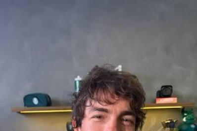 Cantor sugere contrato vitalício para Abel Ferreira: 'Nosso Ferguson'