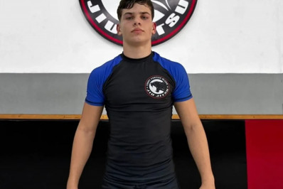 Aos 16 anos, promessa mineira emplaca bons resultados em competições sem kimono e celebra boa fase