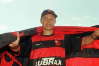 Ex-Flamengo afirma que viu jogador endividado com agiota