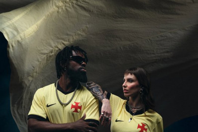 Torcedores do Vasco veem 'preguiça' na confecção de novo uniforme