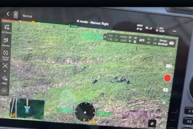 Vídeo: drone da PM flagra fuga de criminosos por área de mata