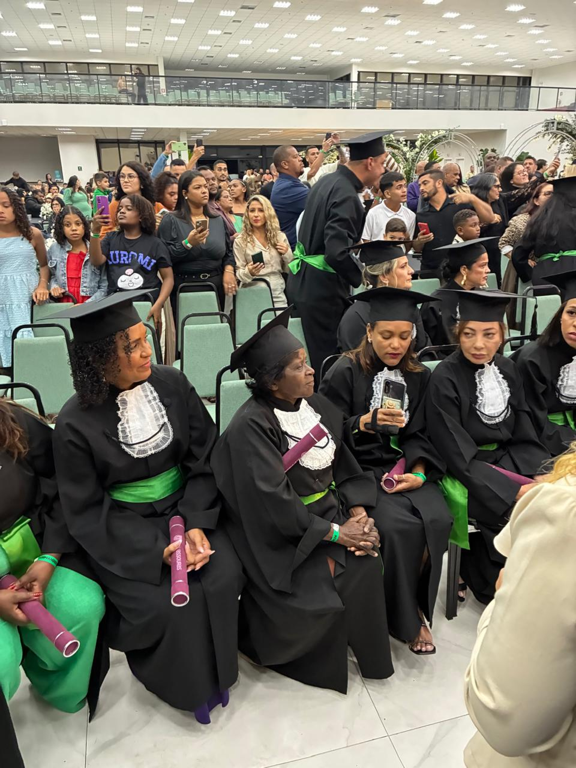 Dona Célia, de 75 anos, se formou em Serviço Social com bolsa do Conexão Universitária em Saquarema
 - Divulgação/Prefeitura de Saquarema