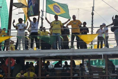 Embarcação atinge jet ski de bombeiros no evento de Flávio em Angra dos Reis