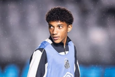Santos acerta empréstimo de filho de Robinho para clube italiano