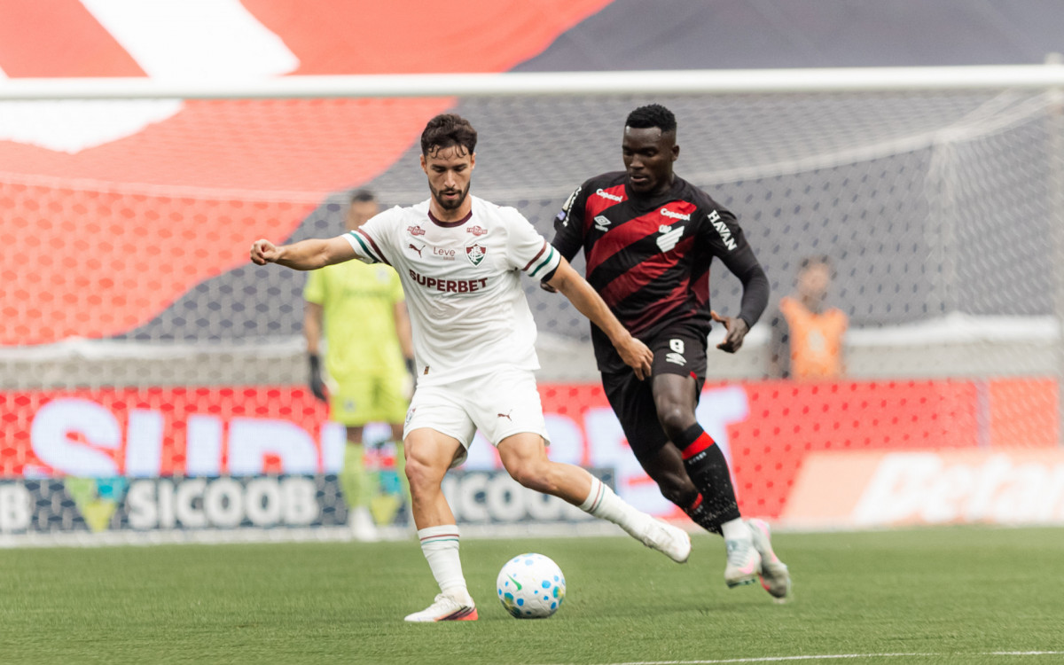 Fluminense e Athletico-PR se enfrentaram em Curitiba