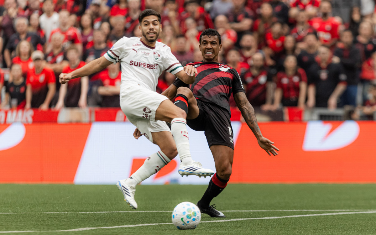 Fluminense e Athletico-PR se enfrentaram em Curitiba