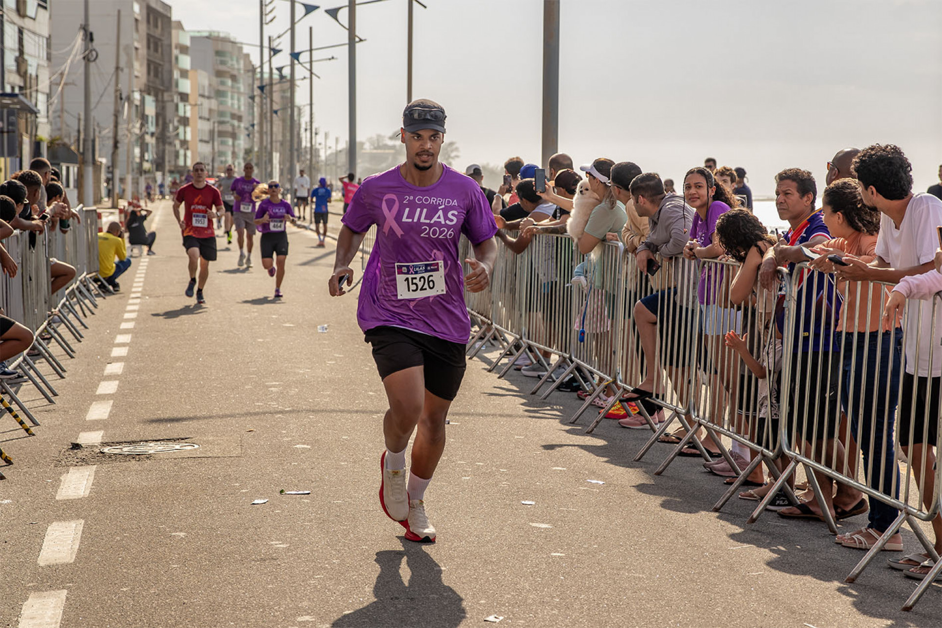 Participantes tomaram as orlas da Praia Campista e do Pecado durante a Corrida Lil&aacute;s - Foto: Mois&eacute;s Bruno H. Santos