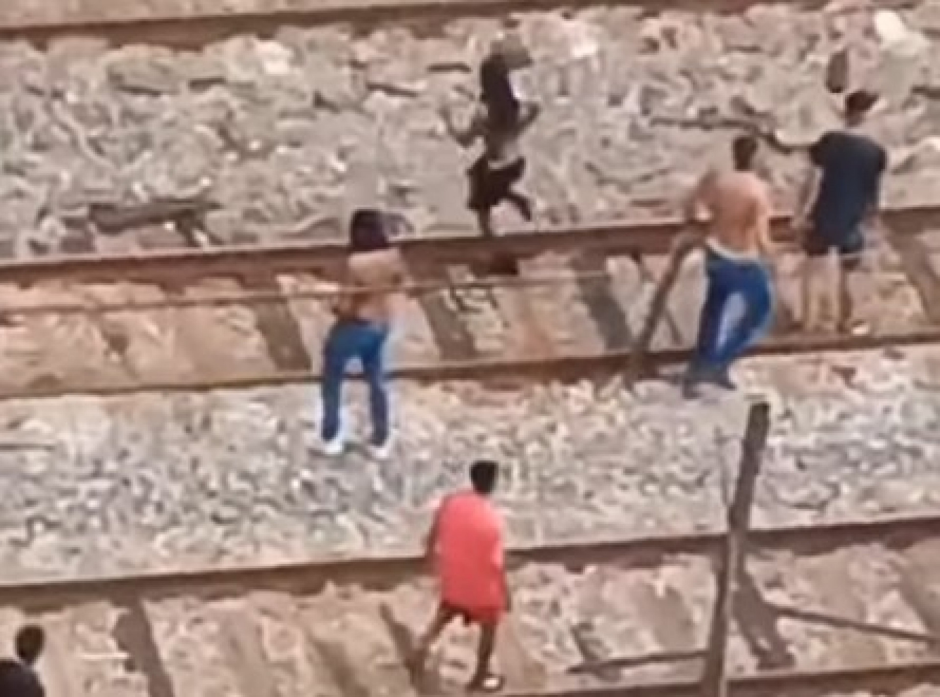Confusões aconteceram em estações na Zona Norte - Reprodução / Redes Sociais