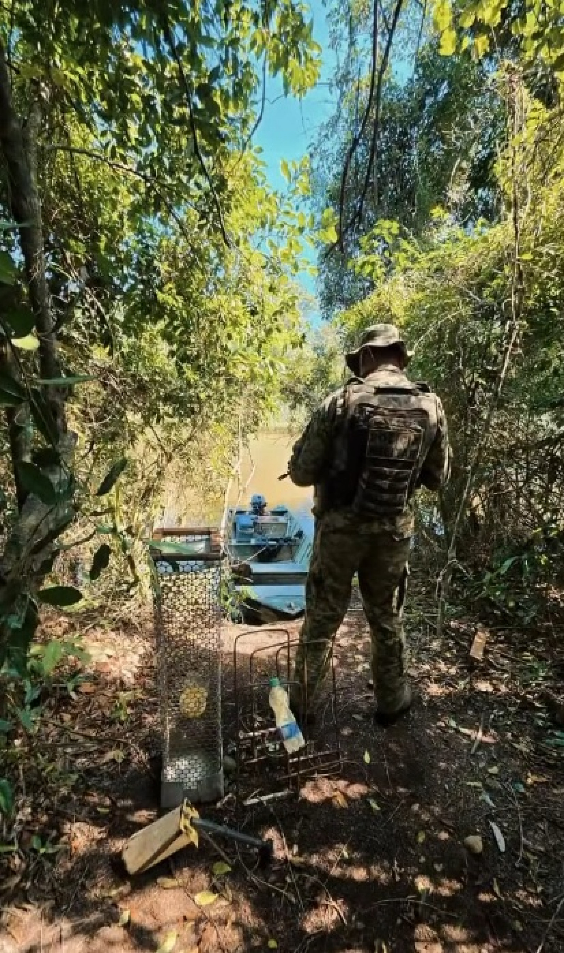 Material utilizado em poss&iacute;vel atividade de ca&ccedil;a ilegal foi apreendido durante patrulhamento ambiental em Casimiro de Abreu - Foto: Reprodu&ccedil;&atilde;o Rede Social