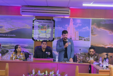 Prefeito Welberth Rezende prestigia homenagem a Tuani em Carapebus