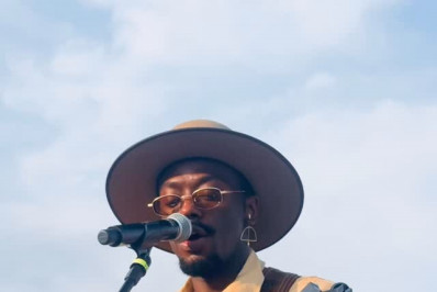 Atração do Rock in Rio, Jota.pê faz apresentação surpresa na Zona Sul